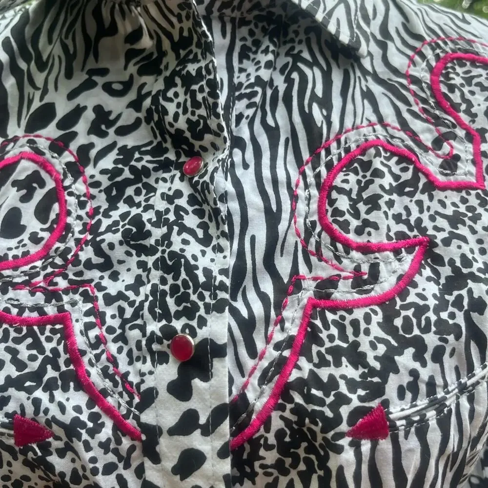 Sherry Cervi Animal Print Pink Embroidery Pearl Snap Shirt NWT S Rodeo Western